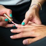 T-Manicure + Pedicure en gel completo+ Pedrería y mucho mas en Selfshine - Brillemos Juntas