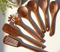 Juego de cuchillo y batidor de madera Montessori: Utensilios de cocina de juguete - Imagen 3